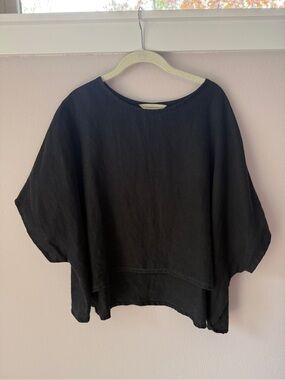Elizabeth Suzann Linn Tee Black Linen Top OSP